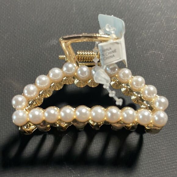 Anthropologie Embellished Claw Hair Clips Gold With Pearls and Crystals. - Picture 2 of 6